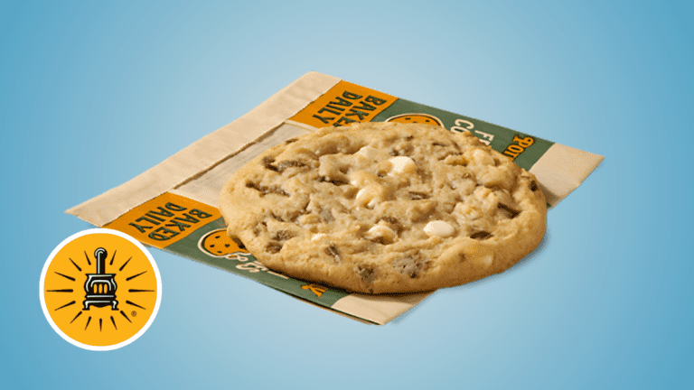 Potbelly Introduces Fresh Cinnamon Roll Cookie