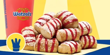 Wetzel's Pretzel's Strawberry Funnel Cake Bitz