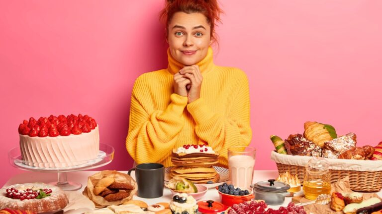 The 8 Buffet Food Secrets That Could Change How You Fill Your Plate