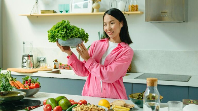 The 8 Foods That Are Actually Healthier to Eat Raw Than Cooked