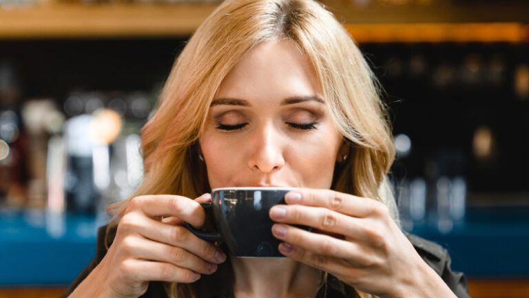 The 10 Reasons Why You Should Be Drinking Green Tea