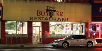 10 Michigan Diners That Feel Like Stepping Back Into The 1960s