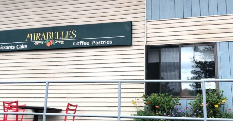 This Cozy Vermont Bakery Makes Cinnamon Rolls Big Enough To Share