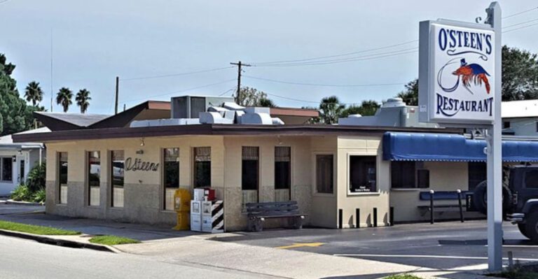 12 Florida Seafood Patios Where Shrimp Baskets Taste Best With Bare Feet And Sand