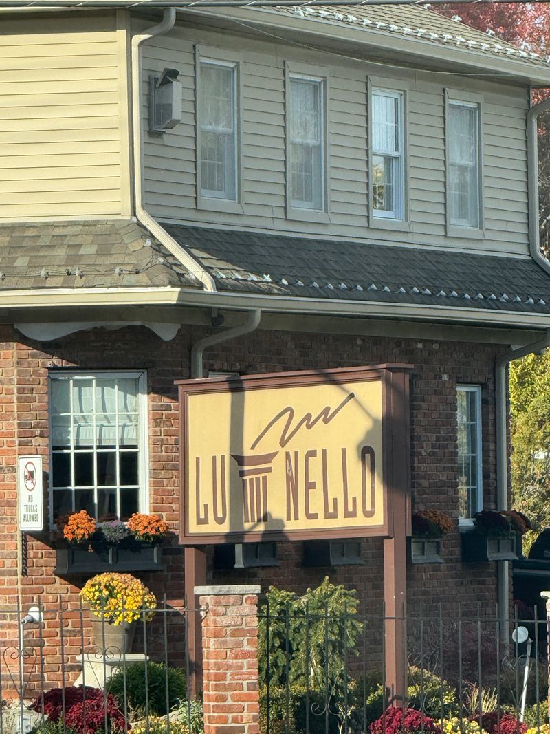 LuNello Restaurant - Cedar Grove, New Jersey