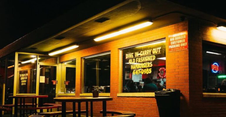 12 Tennessee Drive-Ins Where Shakes, Neon, and Nostalgia Never Faded