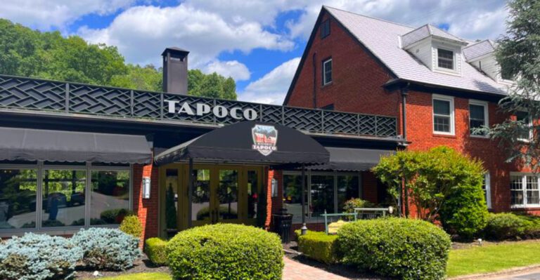 13 North Carolina Mountain Restaurants Locals Treat As Their Secret Snow-Weather Hideouts