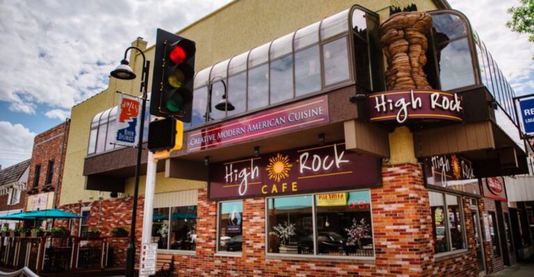 13 Wisconsin Supper Clubs Locals Say Are Mandatory Once The Weather Turns Cold