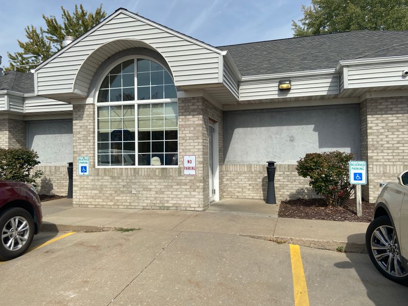 14 Iowa Family Restaurants Where The Daily Special Board Runs Out Of Chalk 2 Midtown Family Restaurant-Iowa City, Iowa