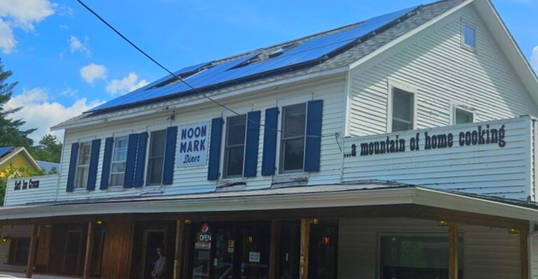 14 New York Mountain-Town Diners That Feel Even Cozier When The Snow Starts Falling