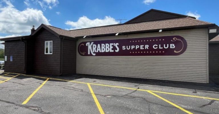 16 Wisconsin Fish Fry Halls Where Friday Night Still Means Standing Room Only