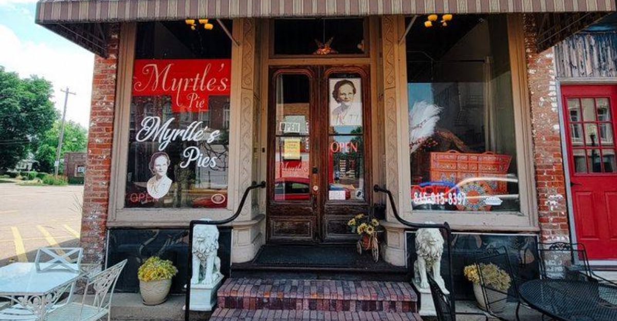 7 Illinois Pie Diners Locals Say Serve Slices Big Enough To Share But No One Does