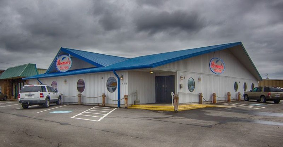 8 Arkansas Catfish Houses Locals Say Are Worth Every Backroad