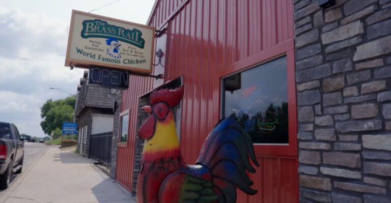 8 Minnesota Supper Clubs Where The Friday Fish Fry Still Rules The Night