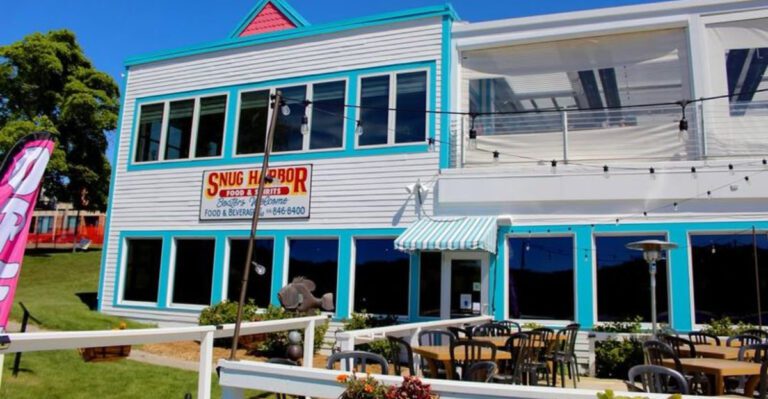 9 Hidden Michigan Lakeside Restaurants Locals Swear Are Best Visited At Sunset