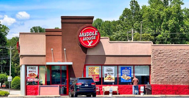 9 Restaurant Chains In The U.S. That Nail A Comforting Country Breakfast