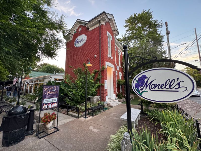 Monell’s Dining & Catering - Nashville, Tennessee