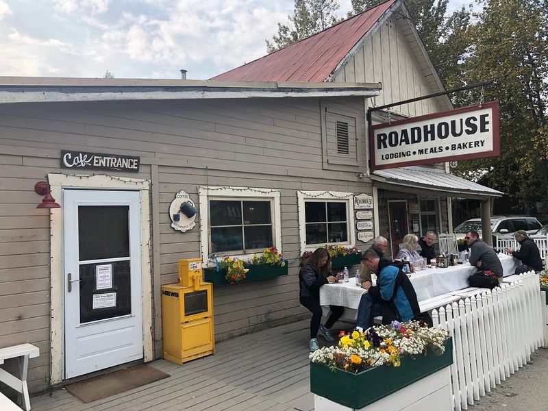 Alaska: Talkeetna Roadhouse