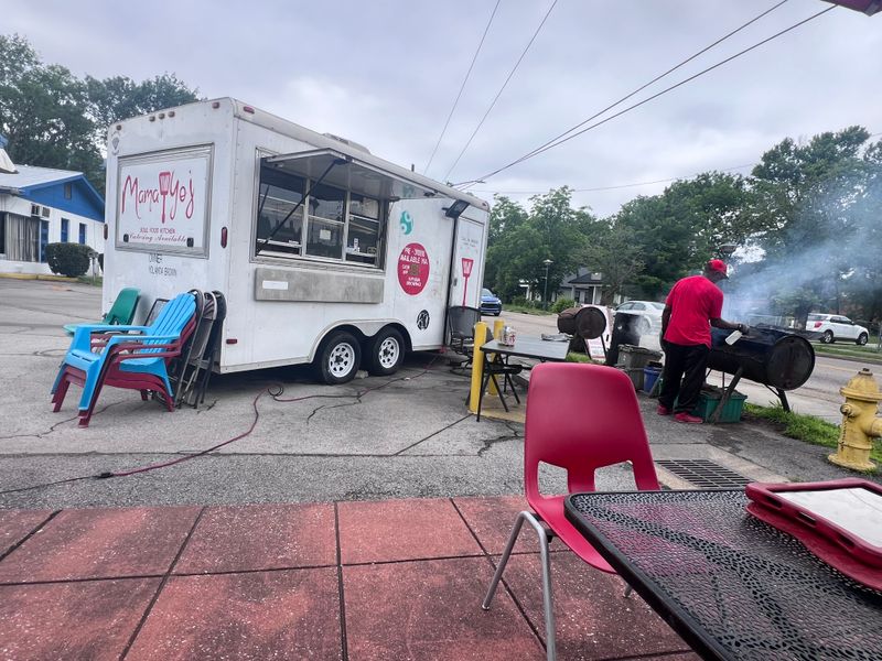 Mama Yo's Soul Food - Chattanooga, TN