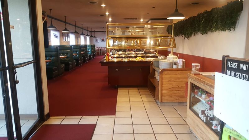 P DE INN & V8 BAR, Hermiston, Oregon