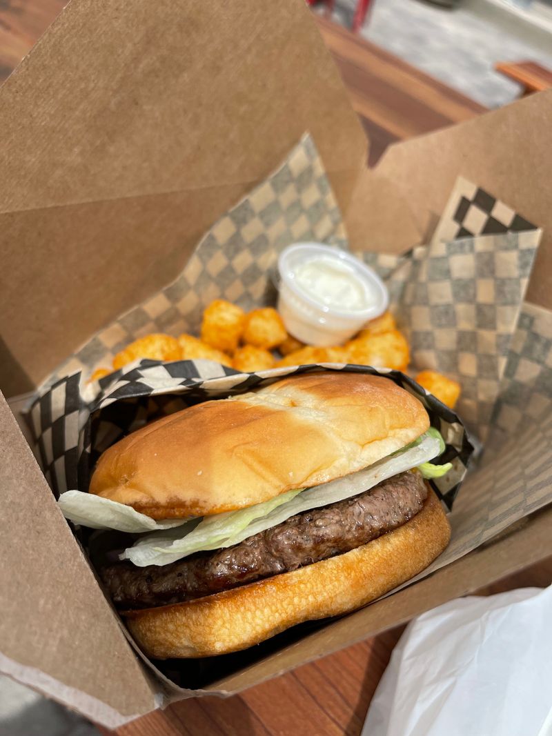 This Oregon Burger Joint Keeps Its Flat-Top Sizzling From Breakfast To Close 5 Tater Tots Done Right