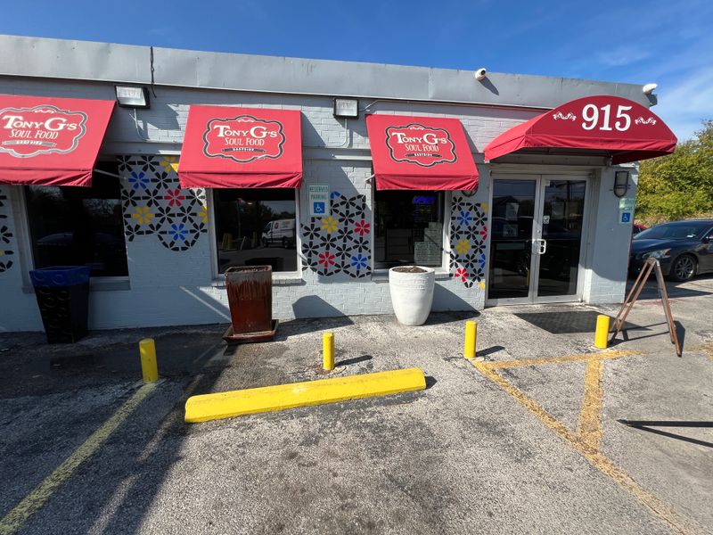 Tony G’s Soul Food - San Antonio, Texas