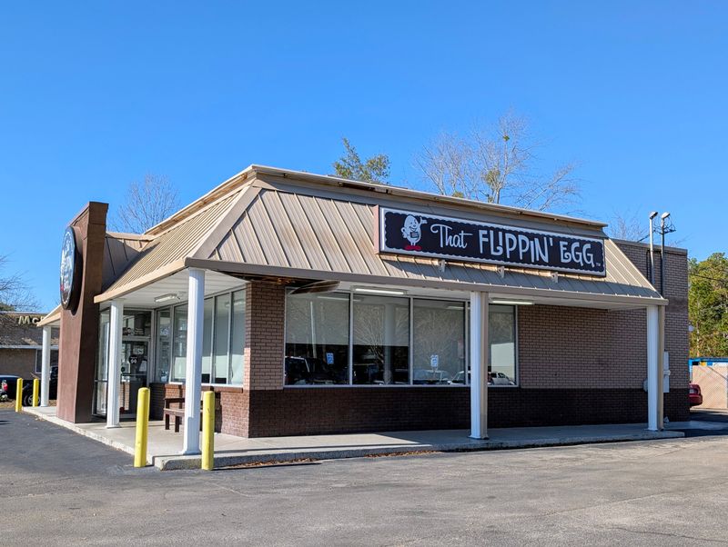 15 South Carolina Breakfast Spots That Have Everyone Setting The Alarm A Little Earlier 19 That Flippin' Egg