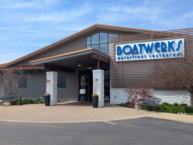 Boatwerks Waterfront Restaurant - Holland, MI