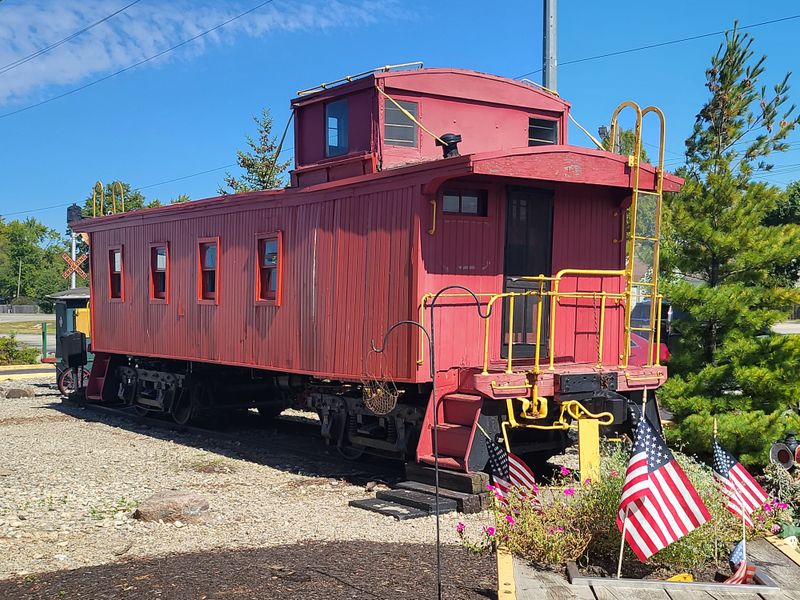 12 Indiana Family Restaurants Where The Saturday Night Buffet Still Packs The Room 6 Back 40 Junction