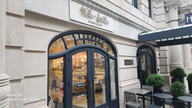 Mille-feuille Bakery Cafe