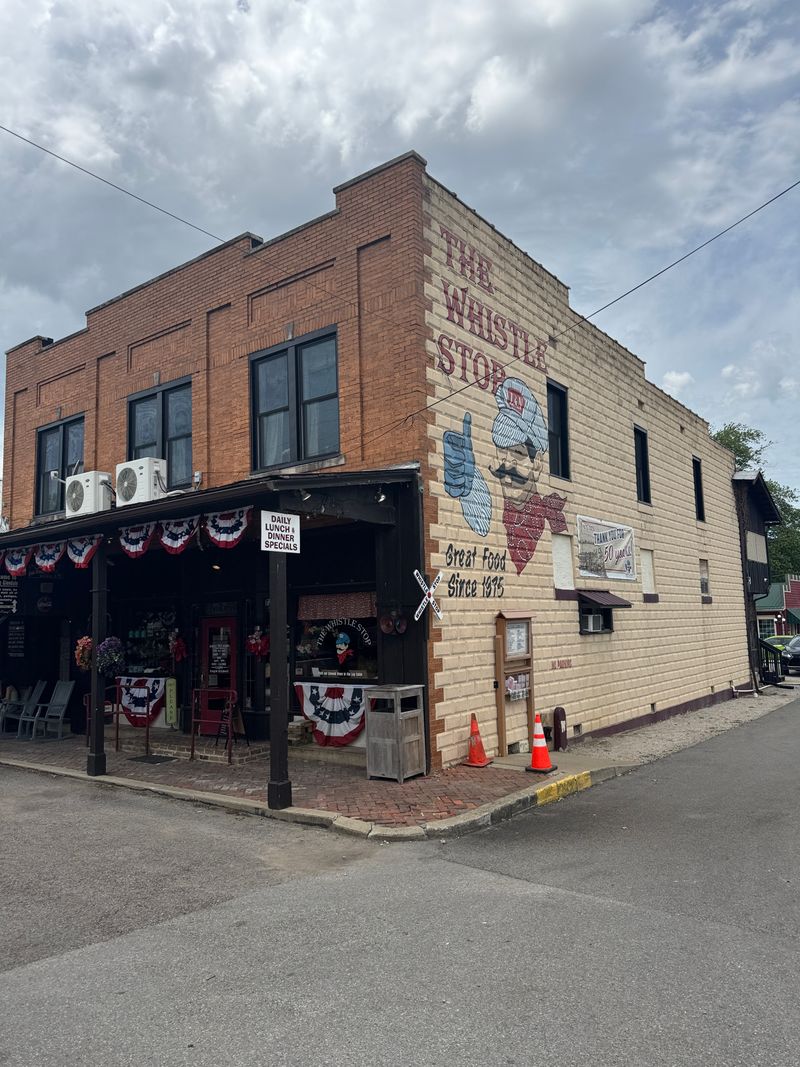 Whistle Stop Restaurant- Glendale, Kentucky