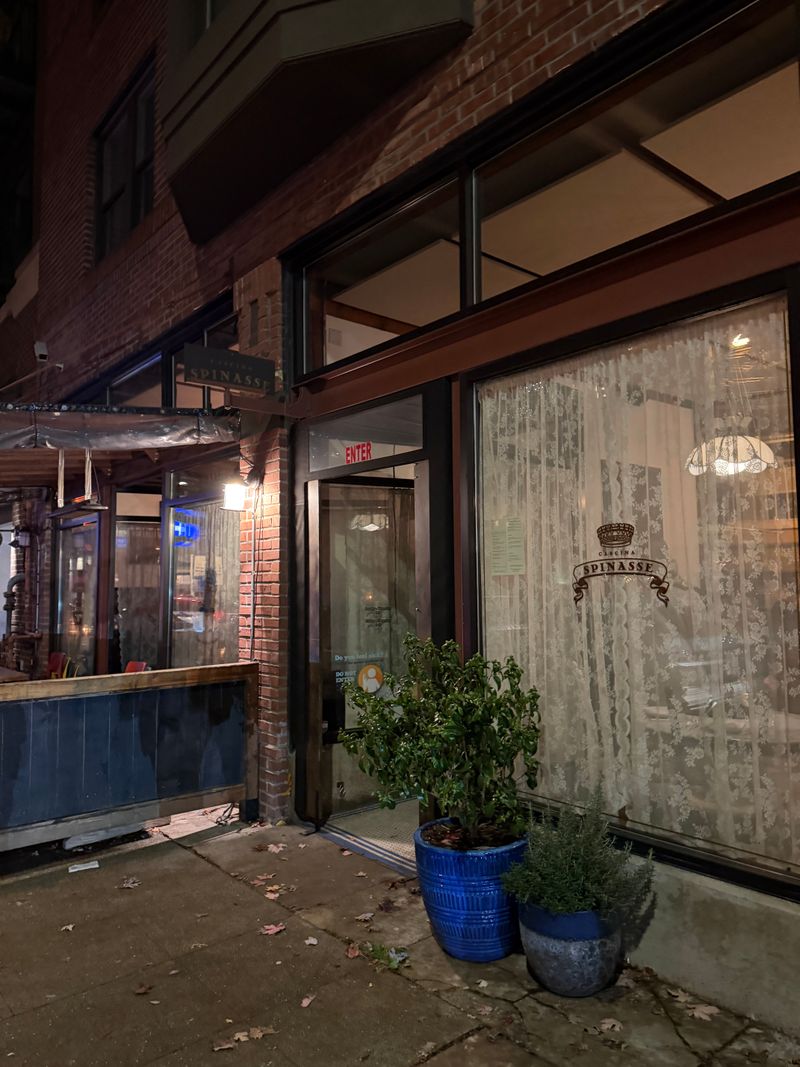 Spinasse - Seattle, Washington