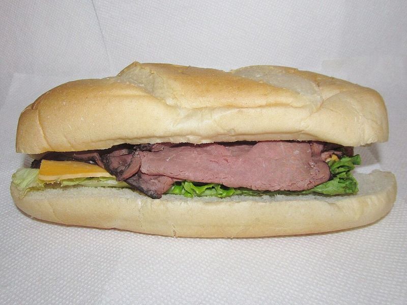 10 Lunchtime Sandwich Combos Office Workers Eat on Repeat 10 Roast Beef and Cheddar