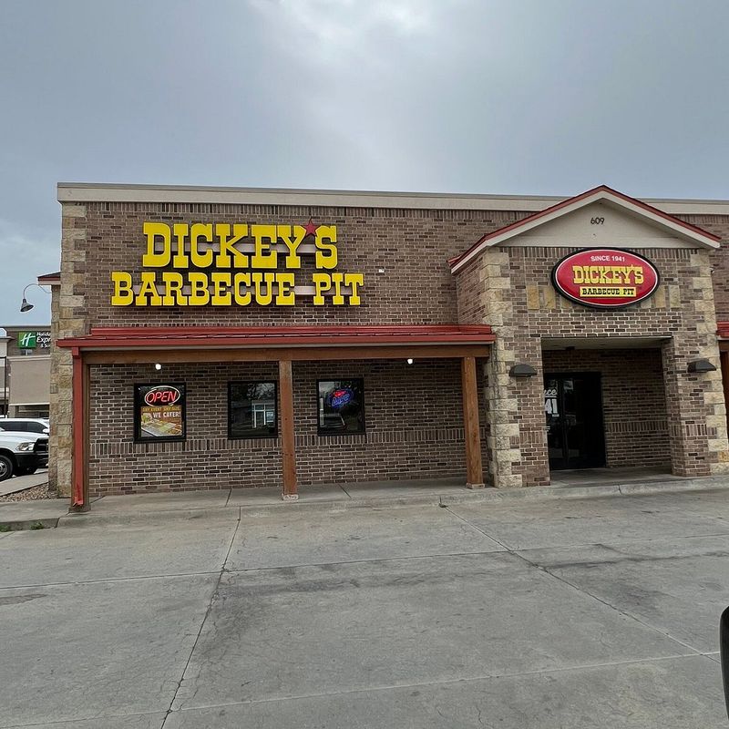 Dickey's Barbecue Pit