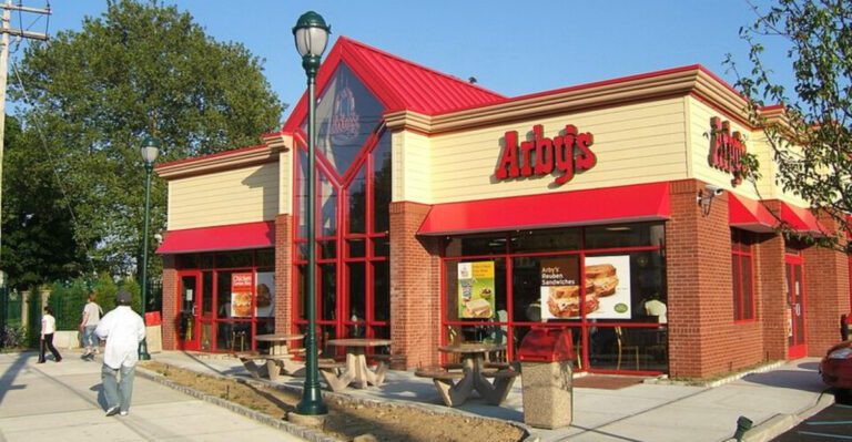 From Coast To Coast – 9 Chain Restaurants Serving Reubens That Outshine The Deli