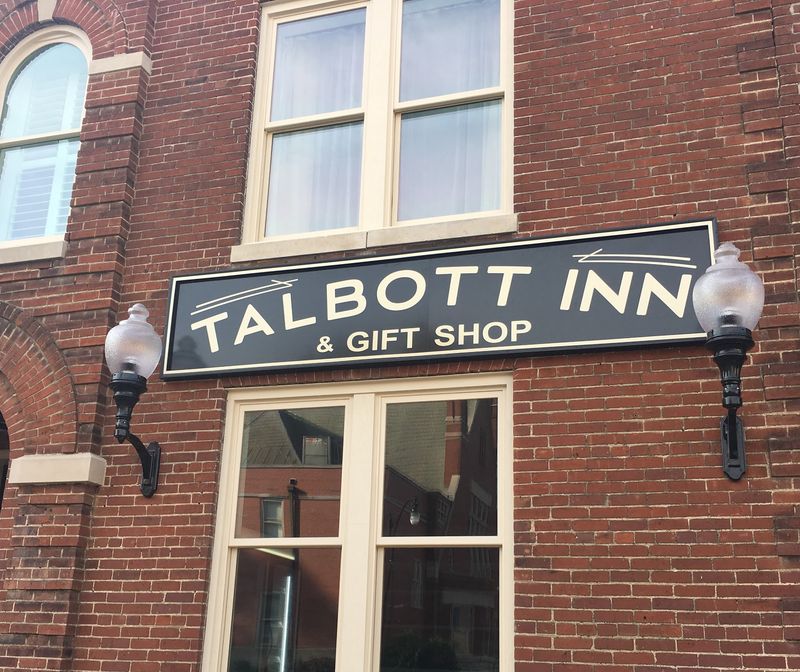 Old Talbott Tavern – Bardstown, Kentucky