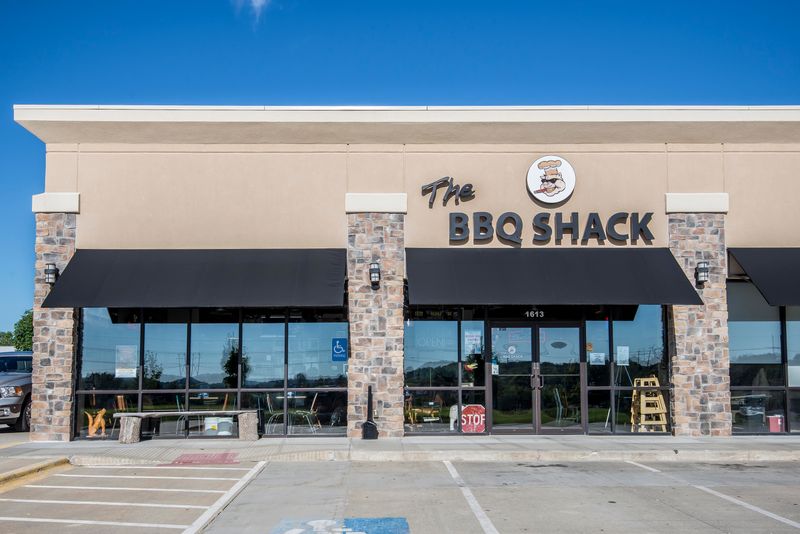 The Barbecue Shack Trailer – Paola, KS