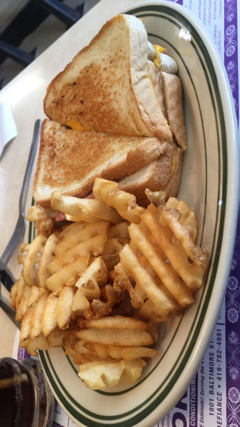 This Ohio Grilled Cheese Window Has Served The Same Gooey Classic For Generations 6 Prices That Make You Nod