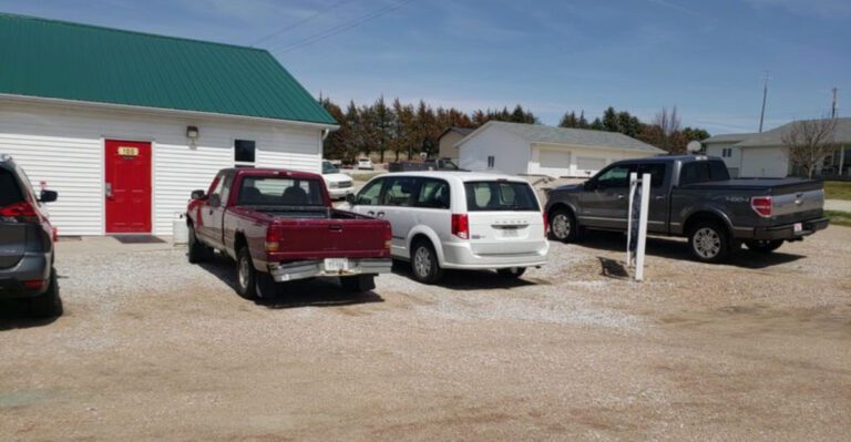 I Drove Across Small-Town Nebraska To Taste 9 Pie Counters and 4 Were Absolutely Unforgettable