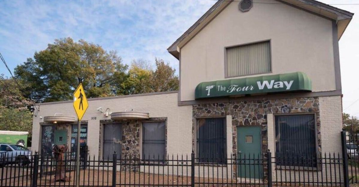 I Tracked Down 8 Tennessee Meat-and-Three Cafeterias and 3 Deserve A Detour