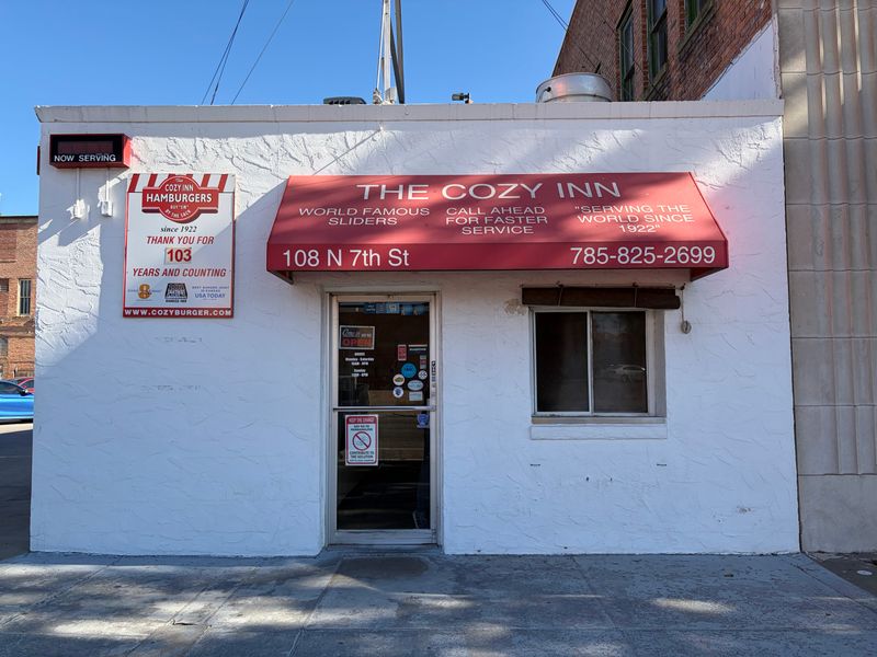 Kansas: The Cozy Inn