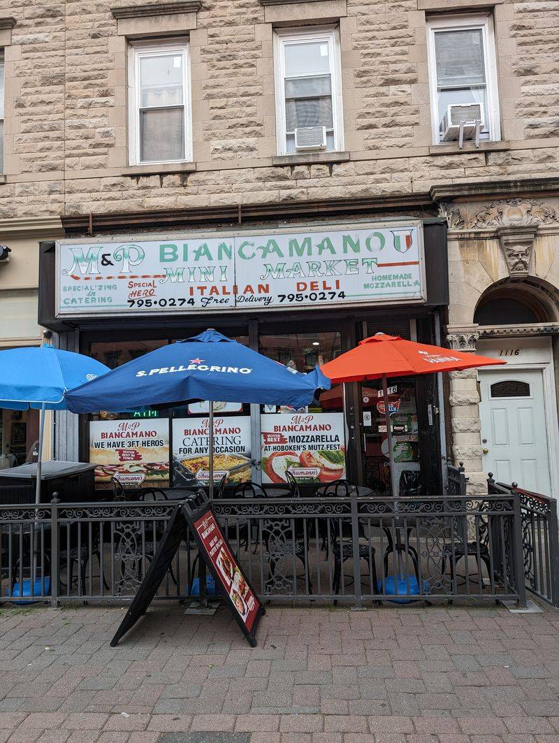 M & P Biancamano - Hoboken, New Jersey
