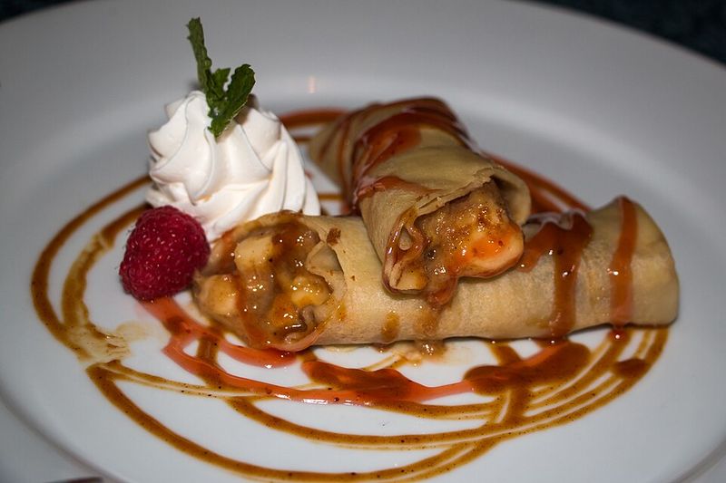 18 Fruit Desserts with an Elegant Restaurant-Style Look 3 Caramel Apple Crêpes