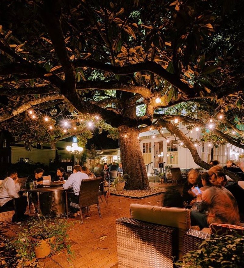 Library Lounge - Jackson, MS