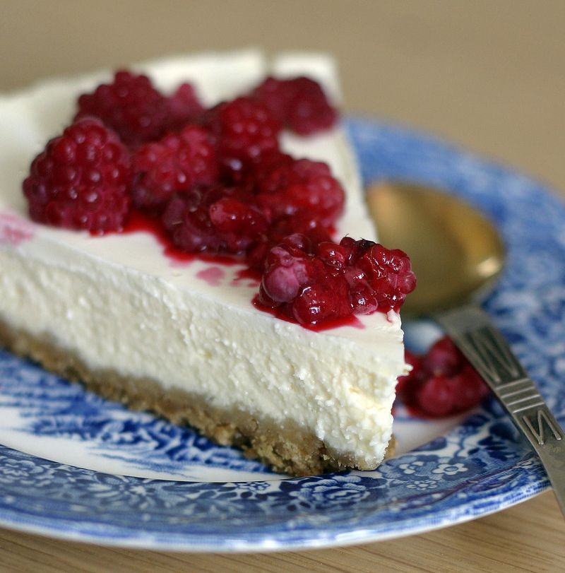 10 Cheesecake Recipes Ideal for Weekend Baking 10 Raspberry White Chocolate Cheesecake
