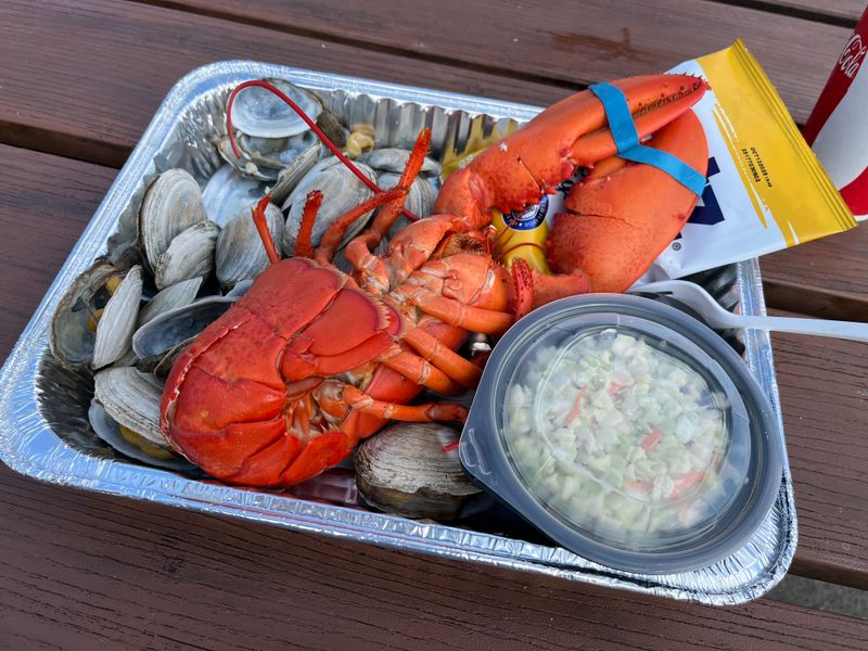 This Maine Lobster Pound Lets You Pick Your Dinner Right Off The Dock 7 What To Know About Prices And Portions