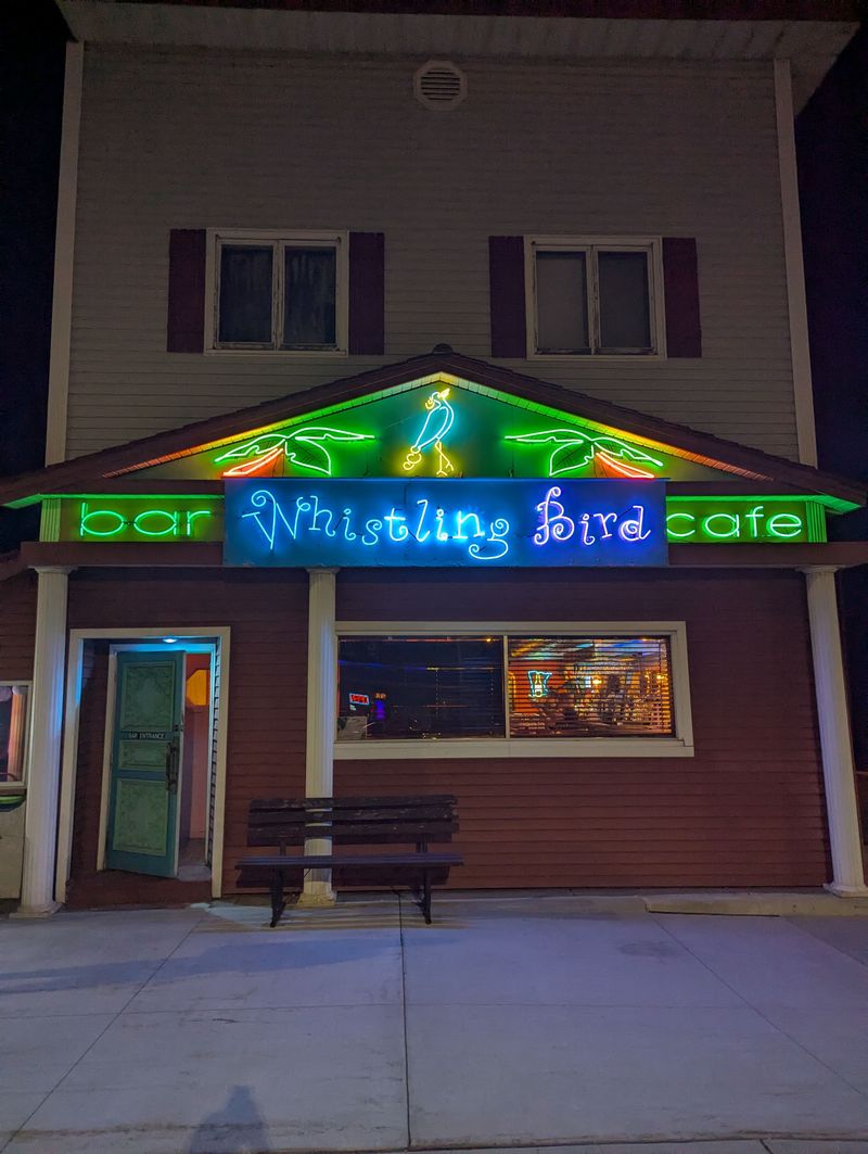 Minnesota - The Whistling Bird – Gilbert, Minnesota