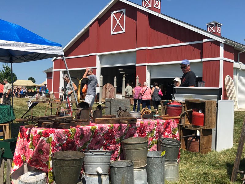 The Country Post - Shipshewana, Indiana