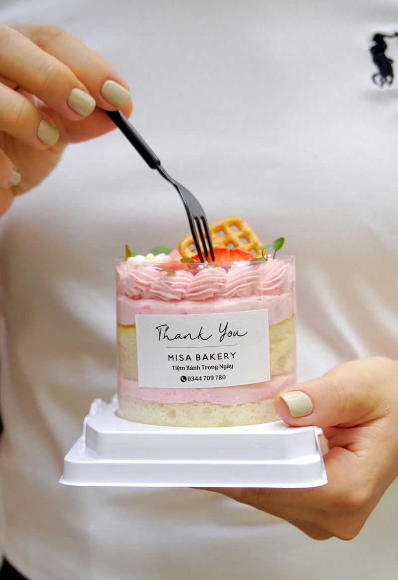 18 Fruit Desserts with an Elegant Restaurant-Style Look 15 Lychee and Rose Éclair