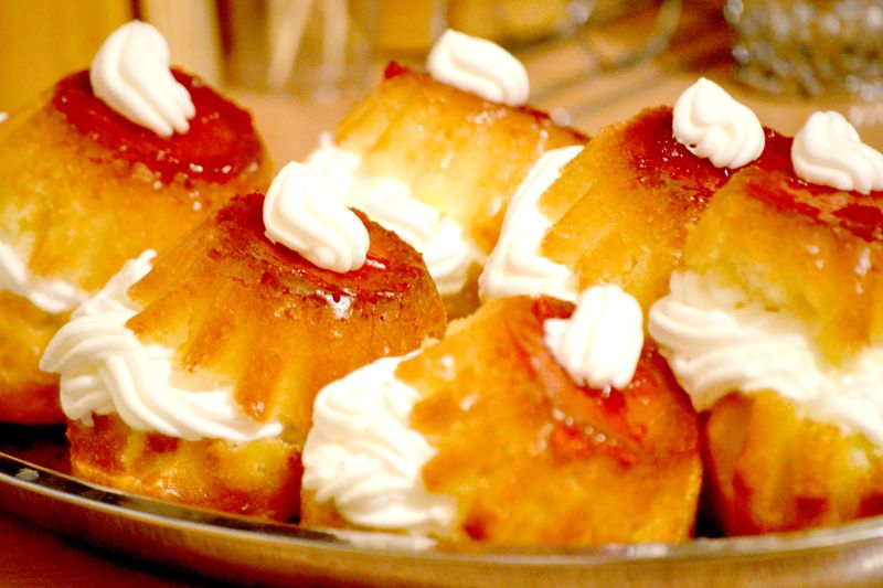 18 Fruit Desserts with an Elegant Restaurant-Style Look 19 Orange Blossom Cannoli